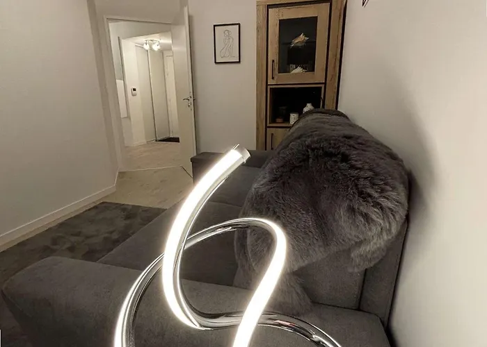 Calme, Jardin, 4 Pers, Proche Et Commerces, Parking, Normes Handicapes - Fr-1-494-167 Royan