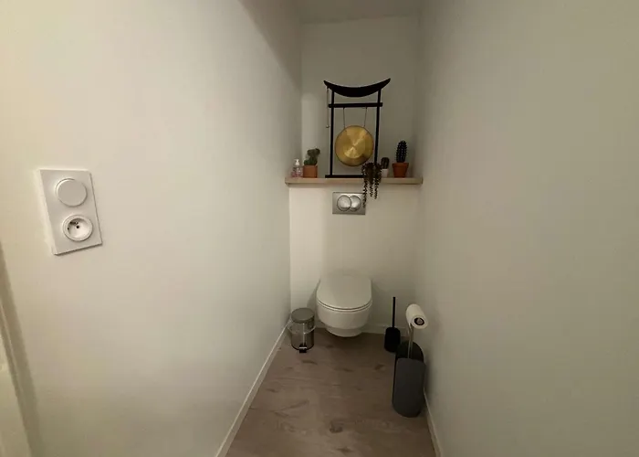 Calme, Jardin, 4 Pers, Proche Et Commerces, Parking, Normes Handicapes - Fr-1-494-167 Royan