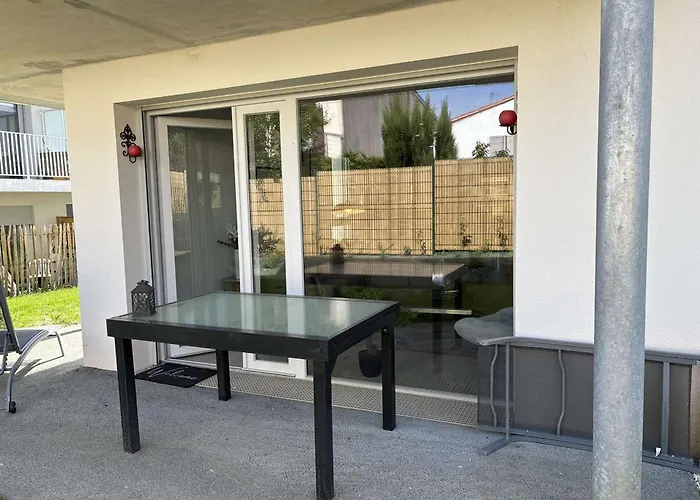 Calme, Jardin, 4 Pers, Proche Et Commerces, Parking, Normes Handicapes - Fr-1-494-167 *